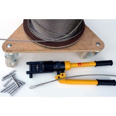 Presseinsatz B12 für 8,0mm Mini-Terminal, ø 12,5 Terminal / Pressbreite 4,7mm Presseinsatz B12 für 8,0mm Mini-Terminal, ø 12,5 Terminal / Pressbreite 4,7mm